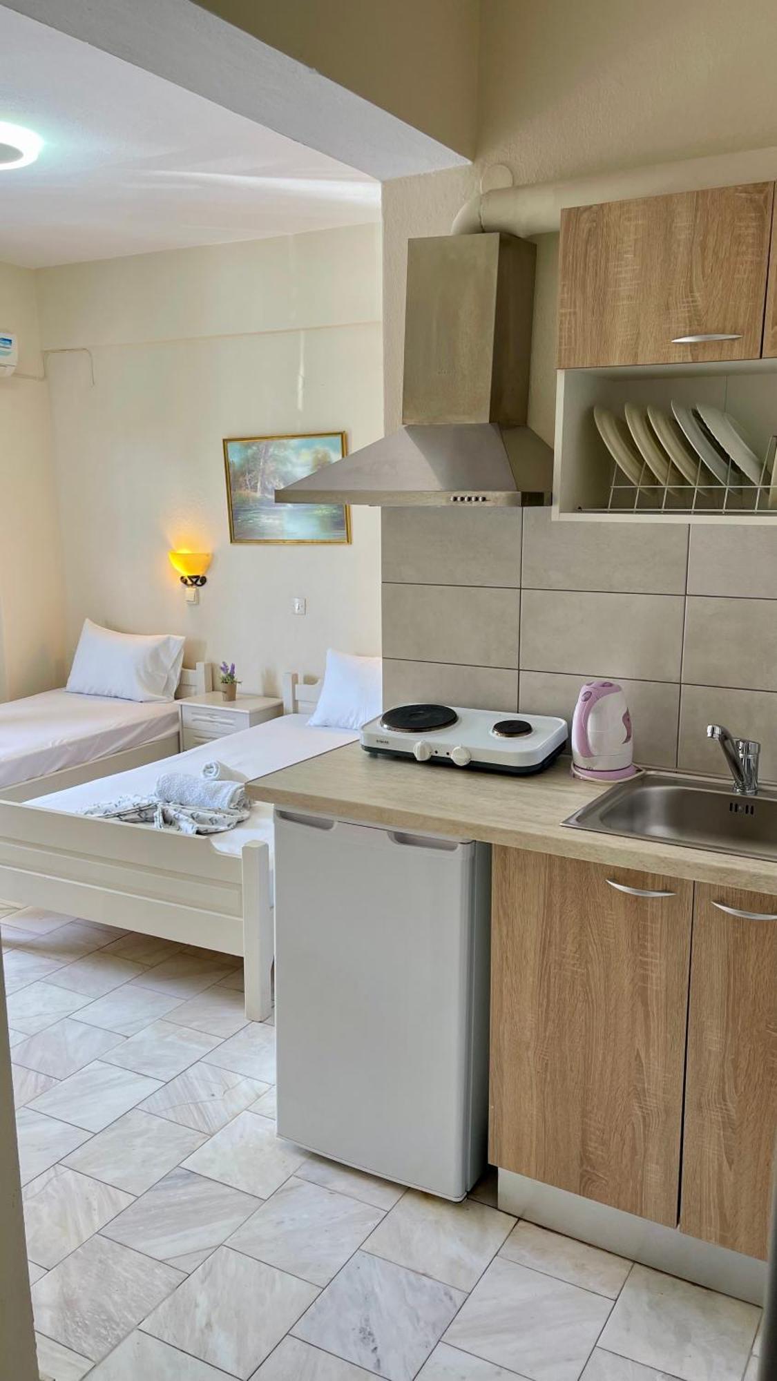 Velonis Apartments Лептокария Экстерьер фото
